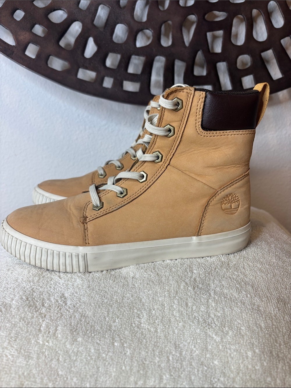 🤎 Timberland Skyla Bay 6-Inch Boots Women’s 7 Wheat Nubuck Lace Up A2C3S 🤎 - Picture 2 of 13